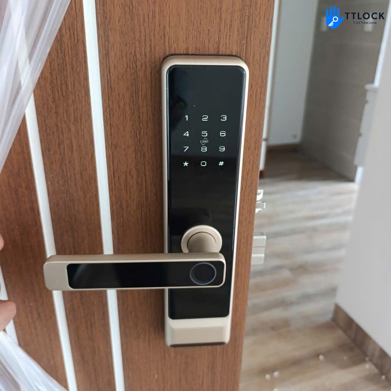 Khóa cửa vân tay Đồng Nai - Lắp cho cửa nhựa