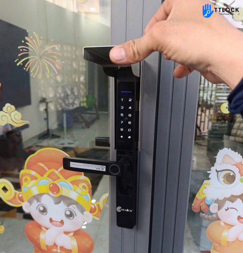 Khoa van tay Binh Duong-OneLock