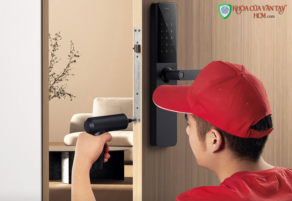 Lắp đặt khóa cửa vân tay HCM